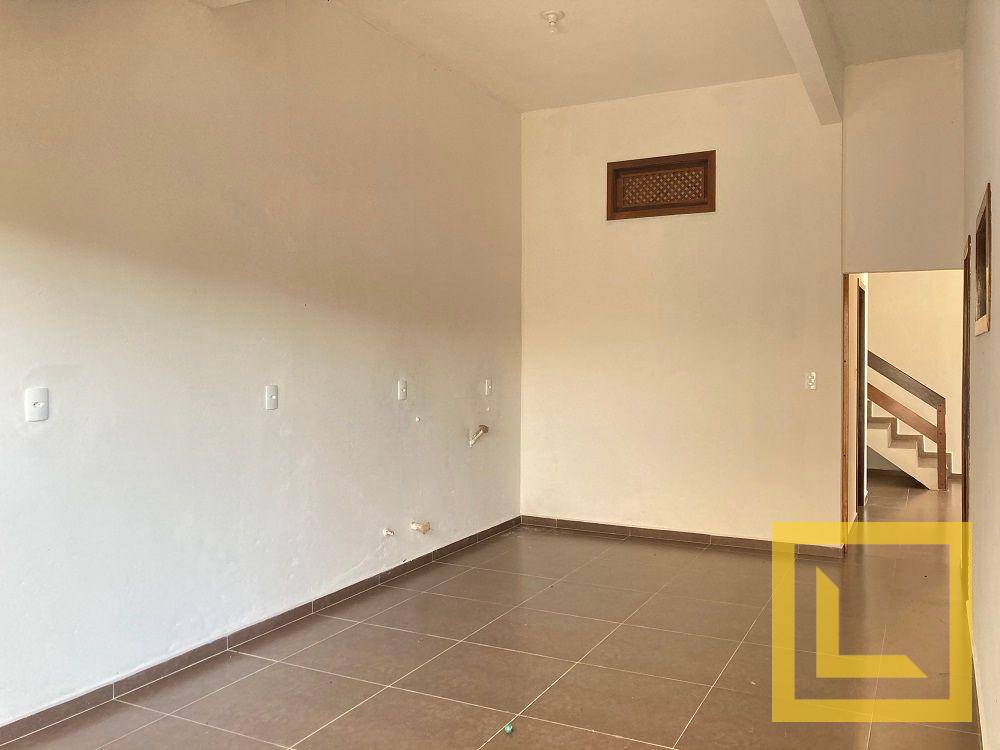 Casa à venda com 3 quartos, 364m² - Foto 17