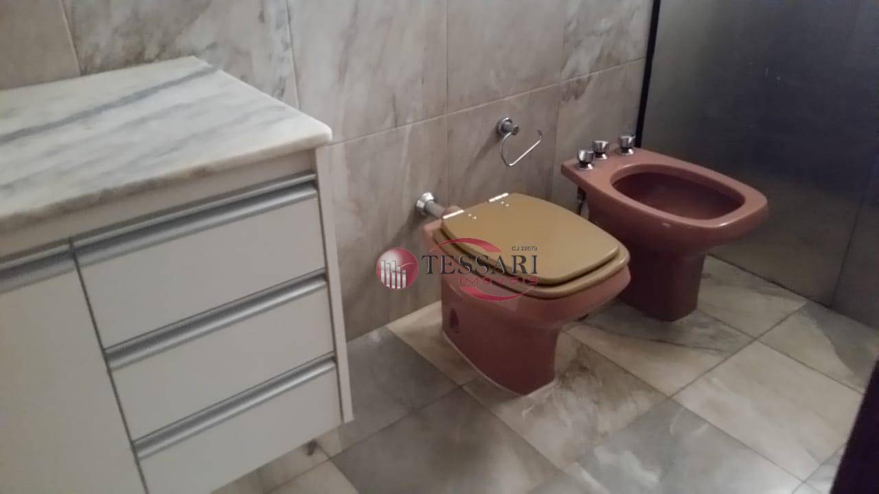 Apartamento para alugar com 3 quartos, 274m² - Foto 31