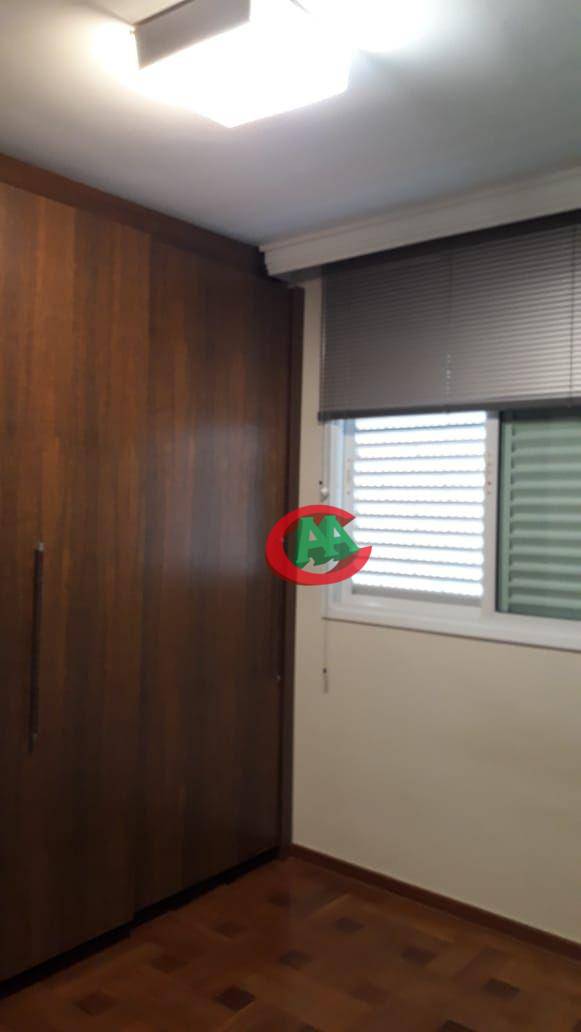 Apartamento à venda com 4 quartos, 201m² - Foto 14