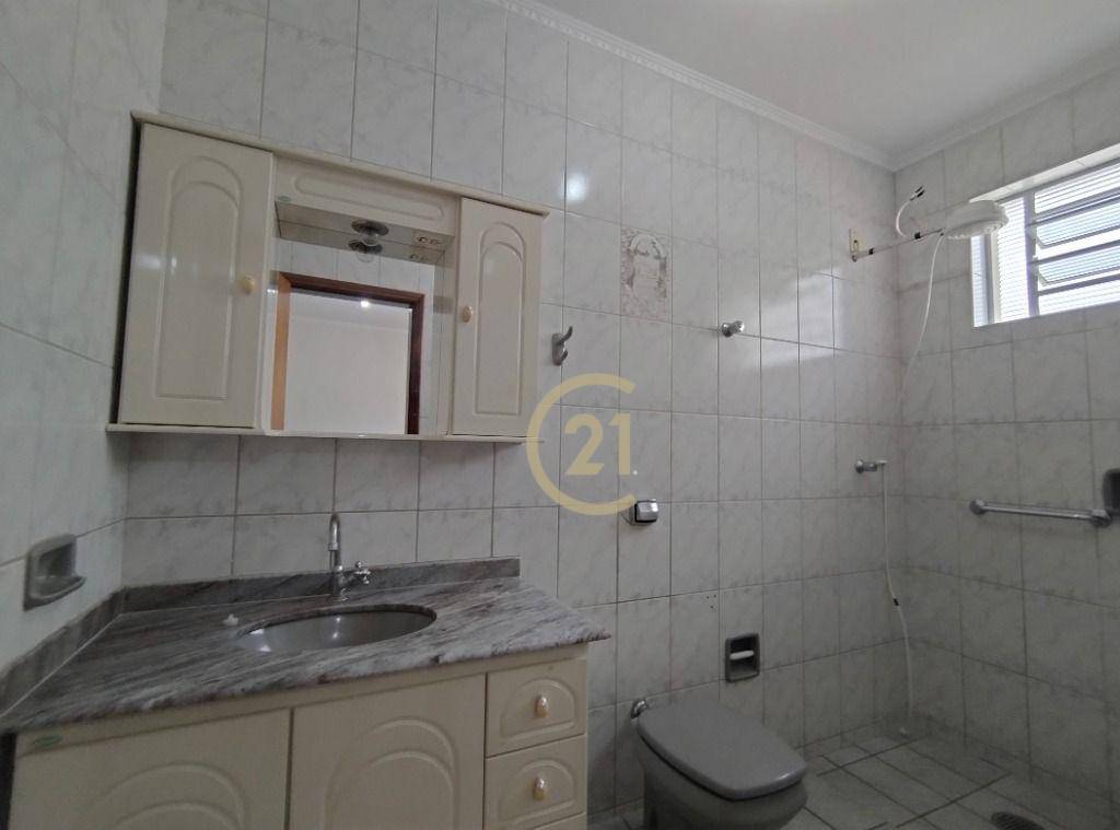 Casa à venda com 4 quartos, 260m² - Foto 20