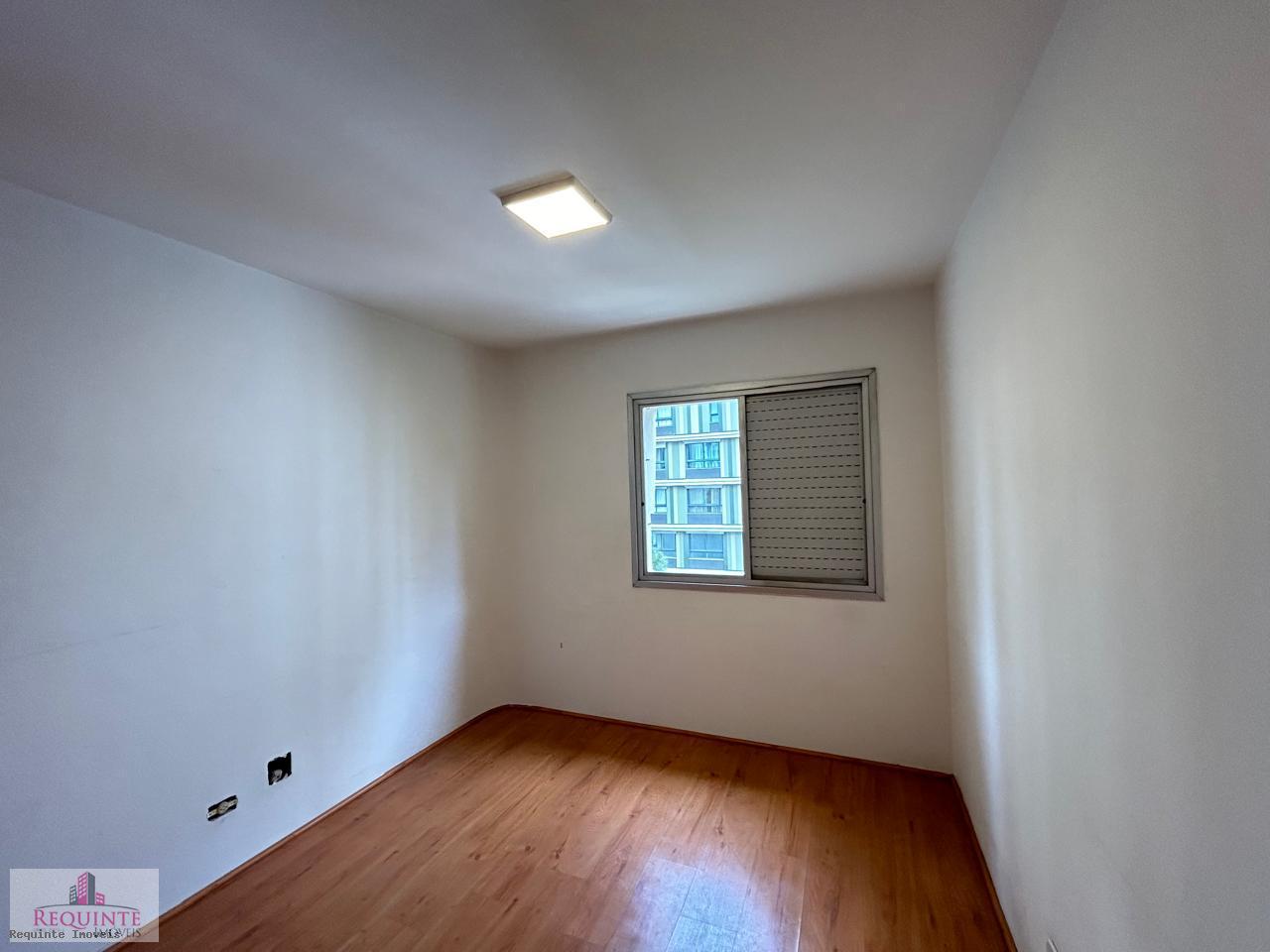 Apartamento à venda com 2 quartos, 70m² - Foto 20