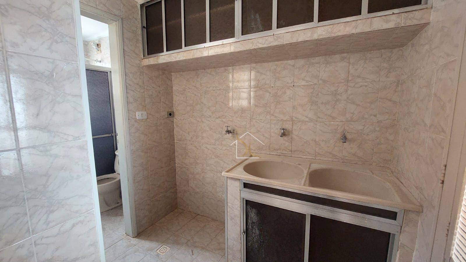 Casa à venda com 2 quartos, 100m² - Foto 10