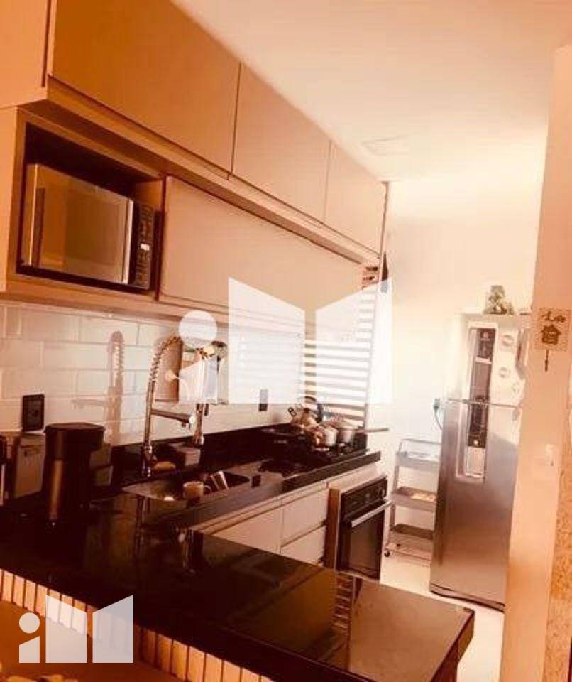 Apartamento à venda com 2 quartos, 61m² - Foto 3