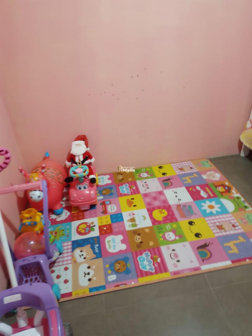 Casa à venda com 2 quartos, 52m² - Foto 6