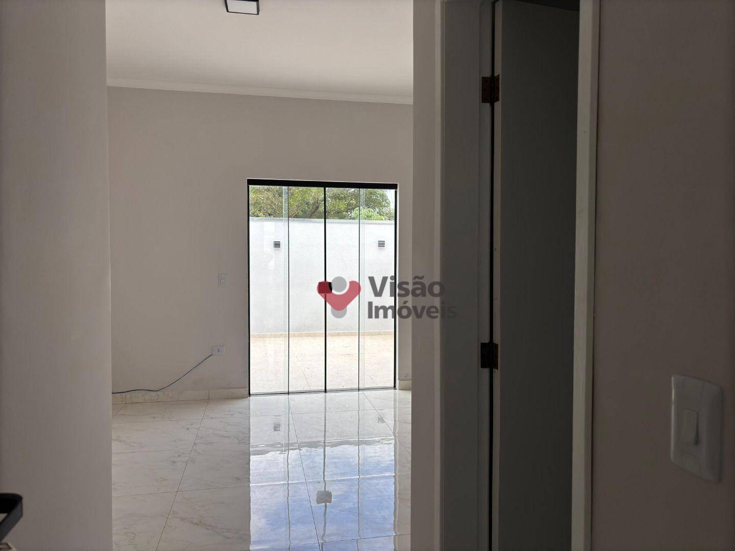 Casa à venda com 3 quartos, 102m² - Foto 11