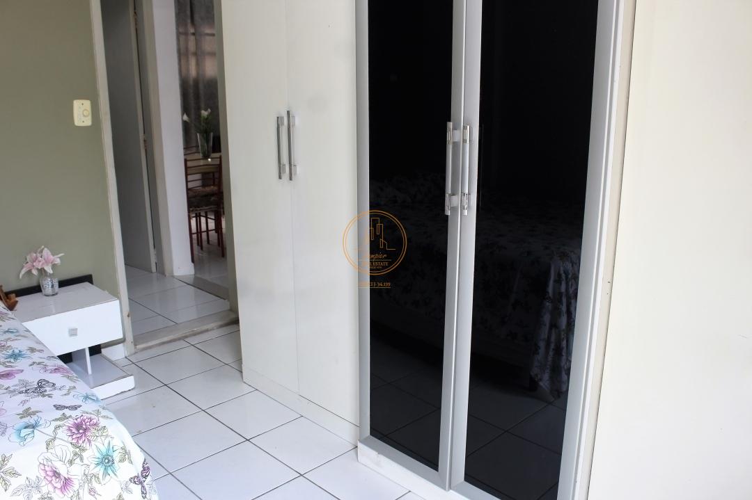 Apartamento à venda com 2 quartos, 68m² - Foto 9