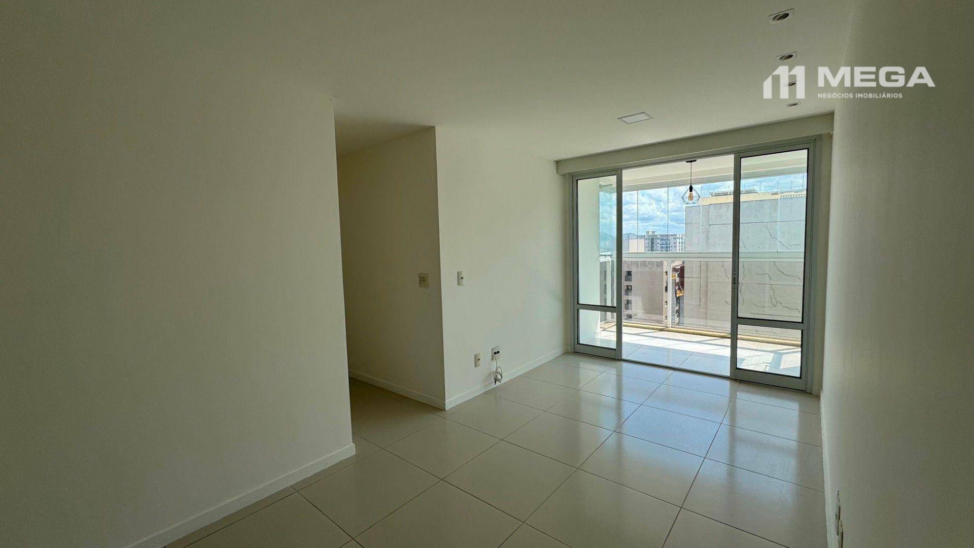 Apartamento à venda com 3 quartos, 72m² - Foto 2