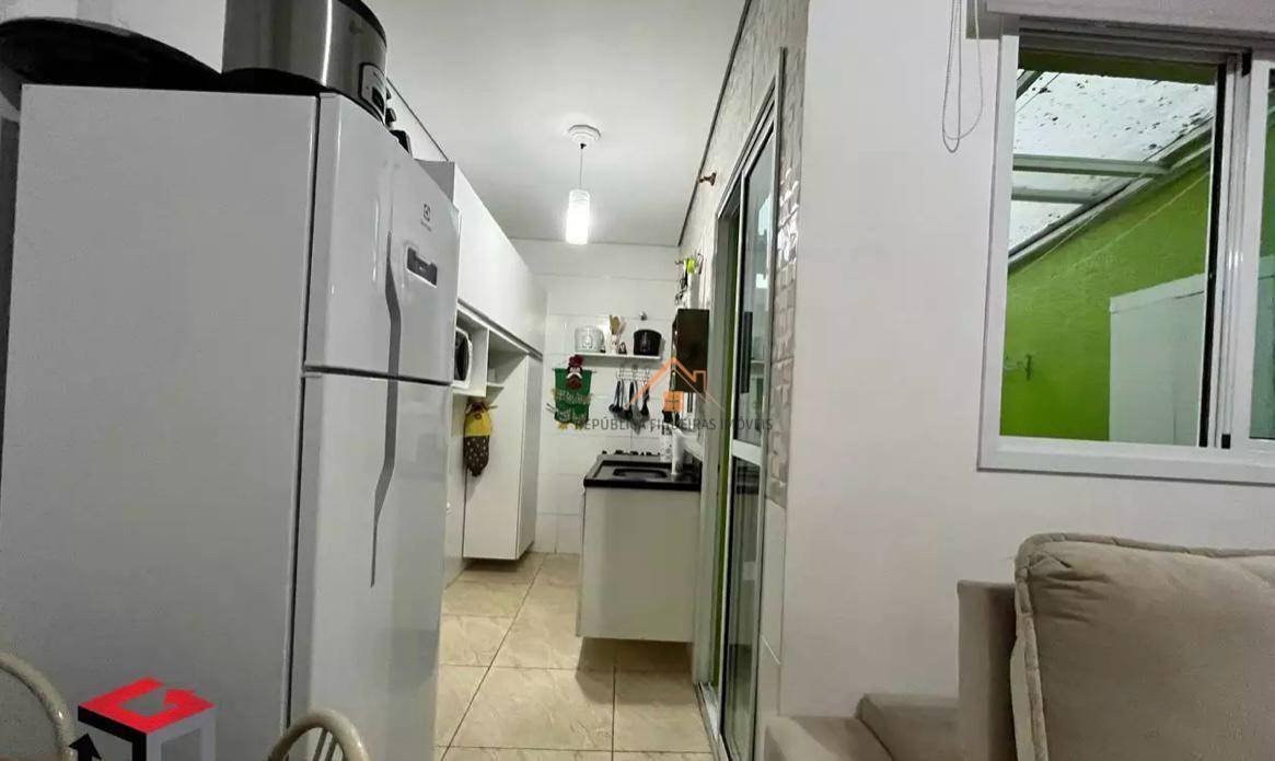 Apartamento à venda com 2 quartos, 44m² - Foto 7