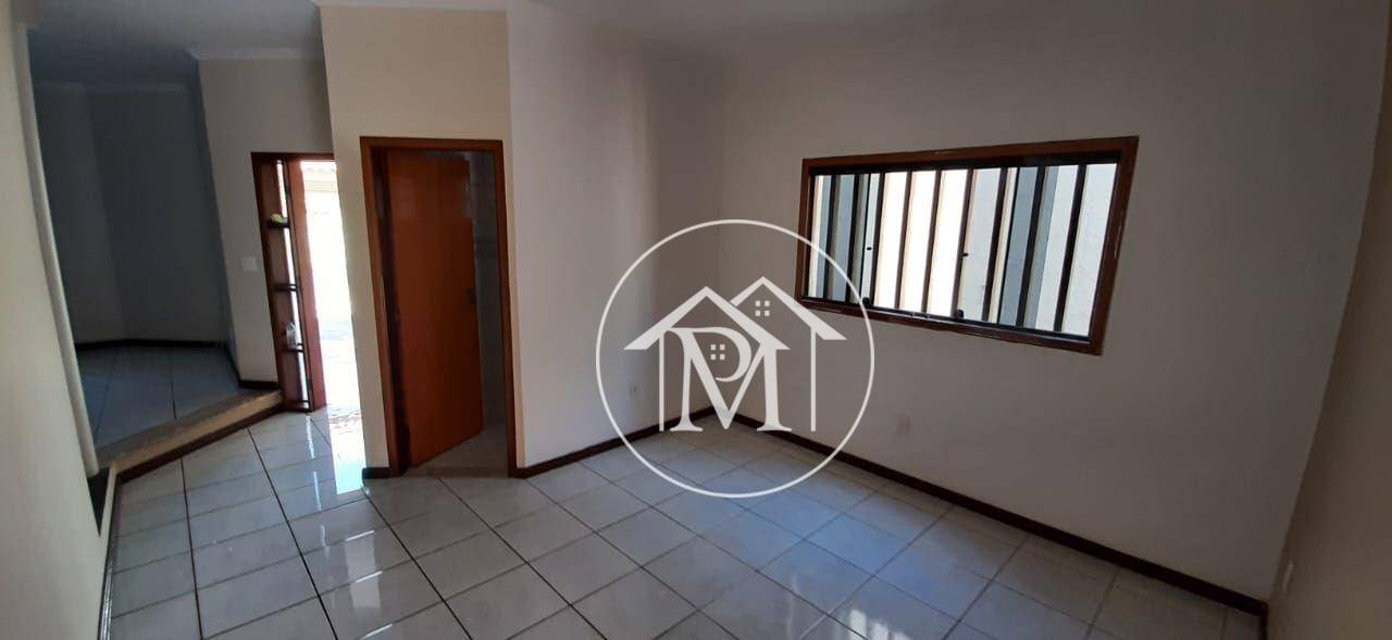 Casa à venda com 3 quartos, 180m² - Foto 8