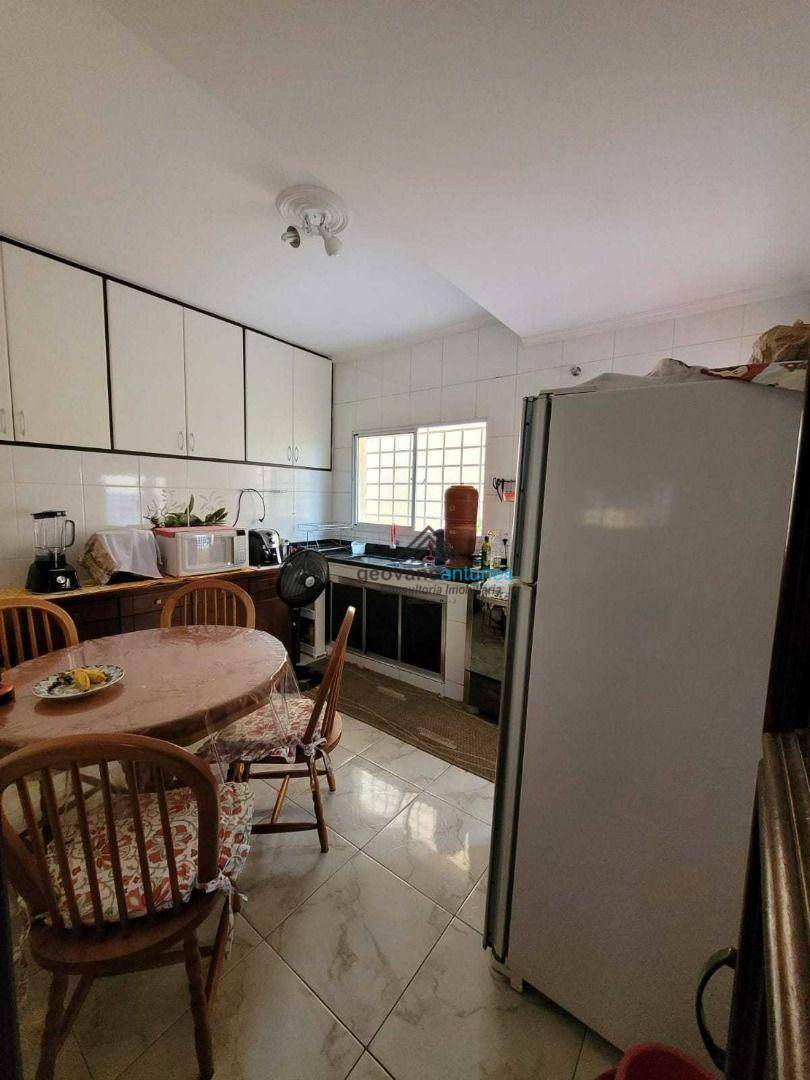 Sobrado à venda com 4 quartos, 253m² - Foto 15