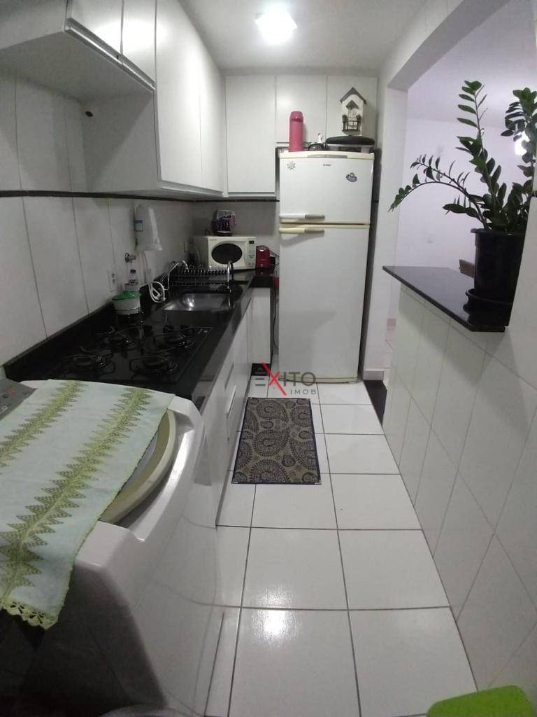 Apartamento à venda com 3 quartos, 60m² - Foto 4