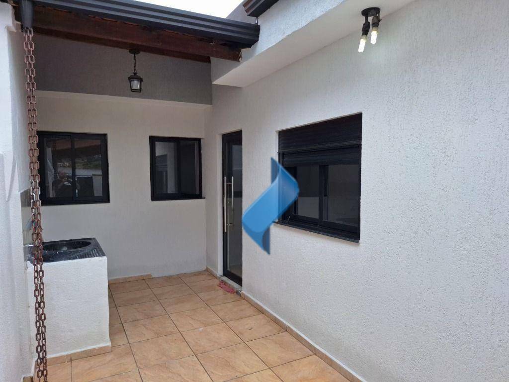 Casa à venda com 2 quartos, 97m² - Foto 7