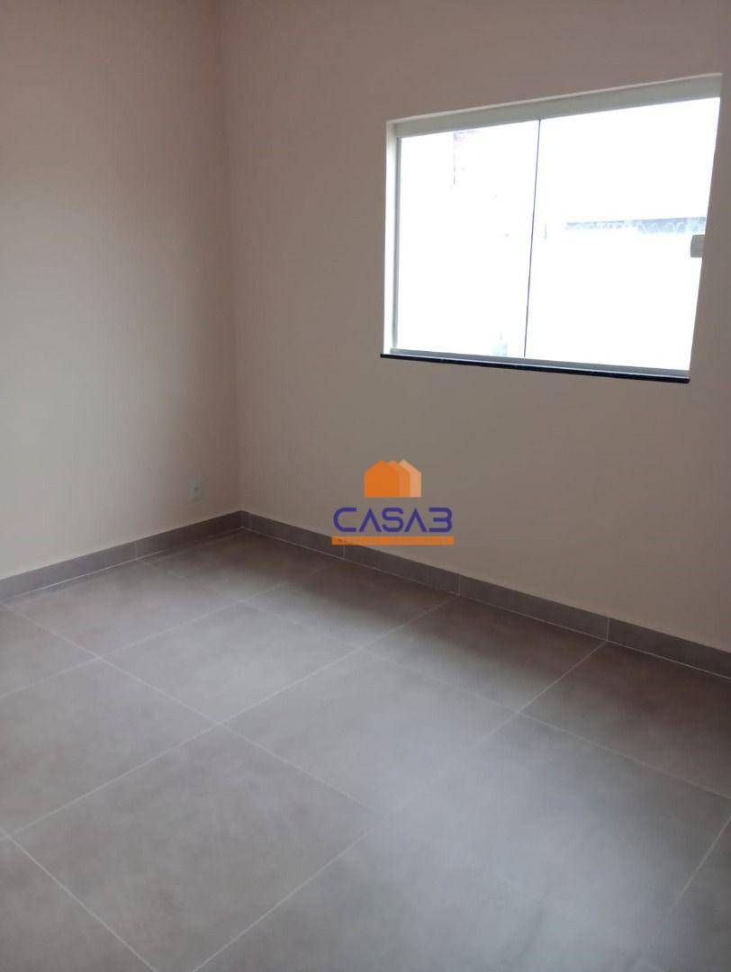 Casa à venda com 3 quartos, 100m² - Foto 8