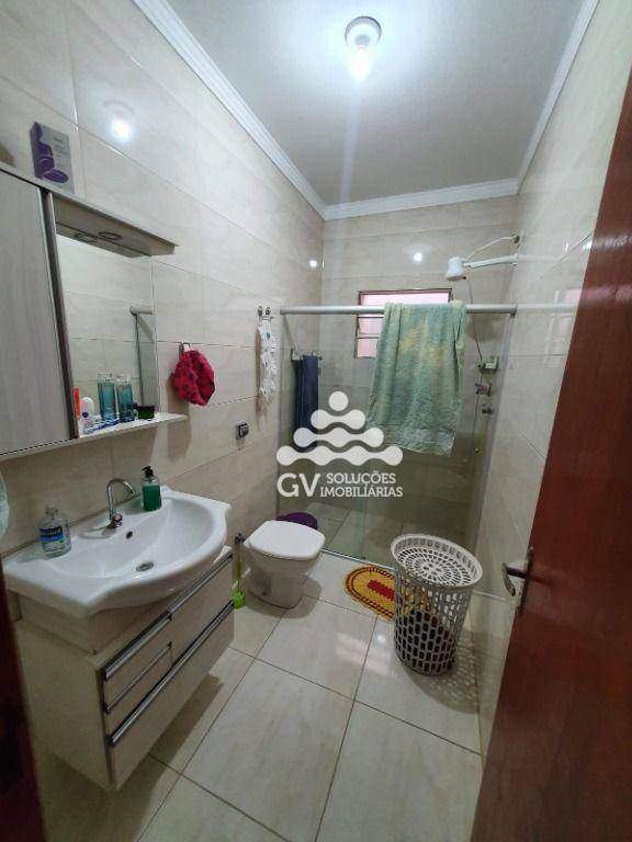 Casa à venda e aluguel com 3 quartos, 130m² - Foto 8