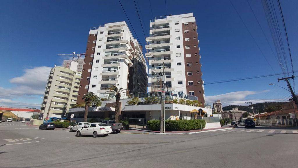 Apartamento à venda com 2 quartos, 77m² - Foto 21