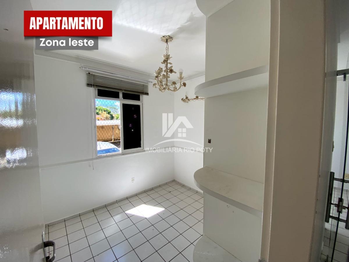 Apartamento à venda com 3 quartos, 63m² - Foto 12