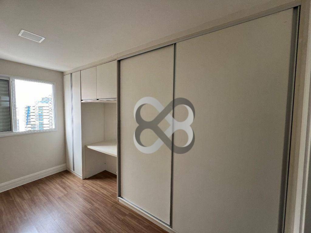 Apartamento para alugar com 3 quartos, 85m² - Foto 11