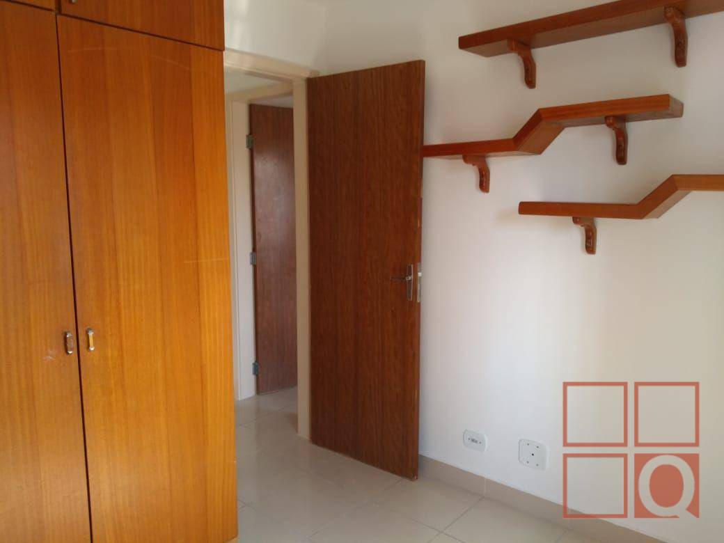 Apartamento à venda com 2 quartos, 62m² - Foto 19