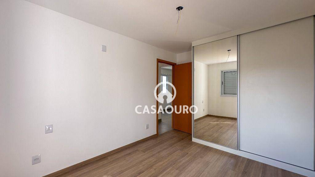 Apartamento à venda com 2 quartos, 62m² - Foto 28