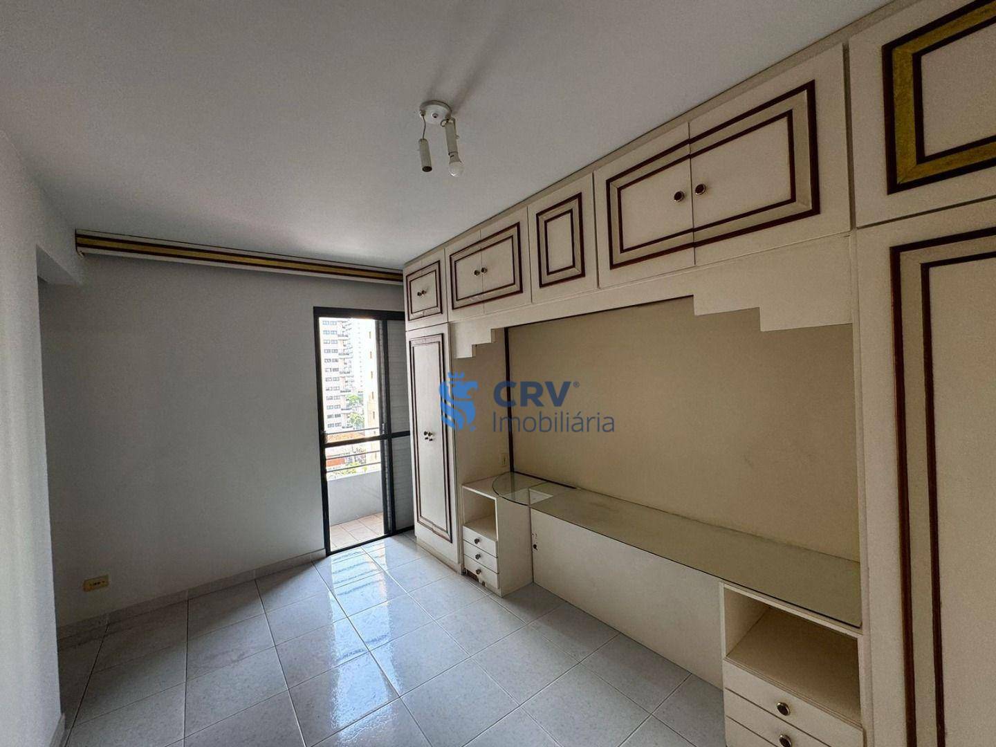 Apartamento para alugar com 3 quartos, 132m² - Foto 13