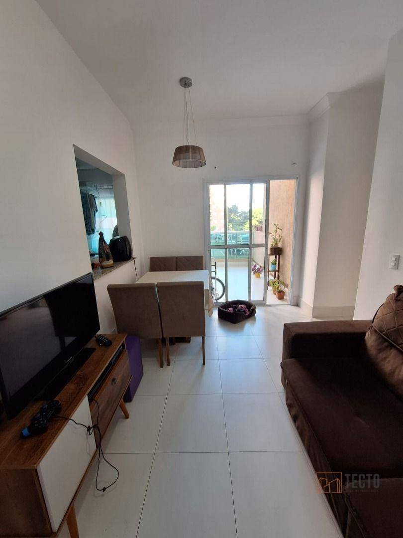 Apartamento à venda com 3 quartos, 62m² - Foto 13