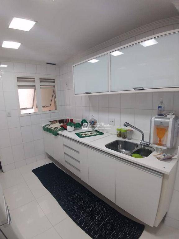 Apartamento à venda com 3 quartos, 134m² - Foto 12