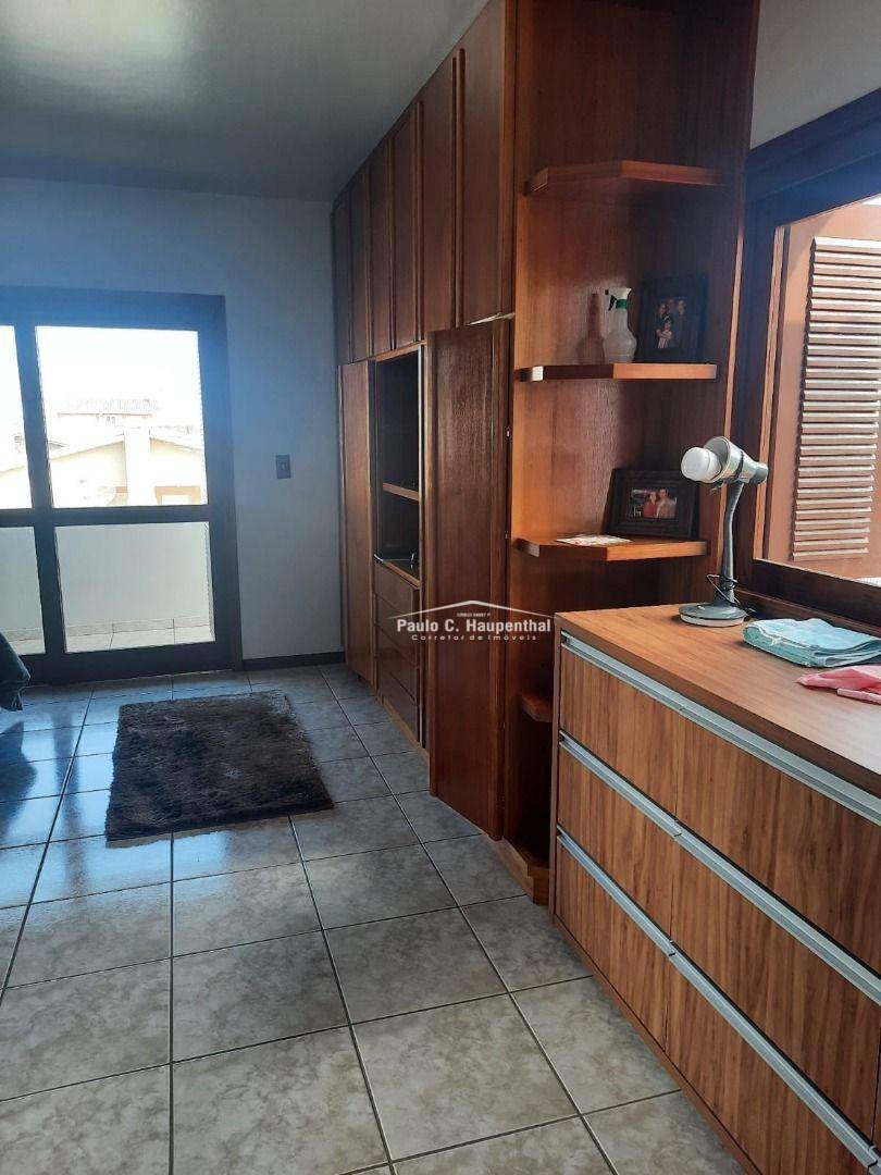 Casa à venda com 4 quartos, 230m² - Foto 24