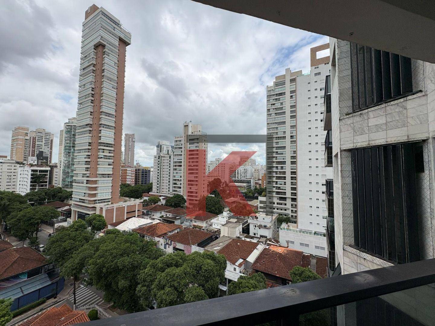 Apartamento para alugar com 4 quartos, 318m² - Foto 3