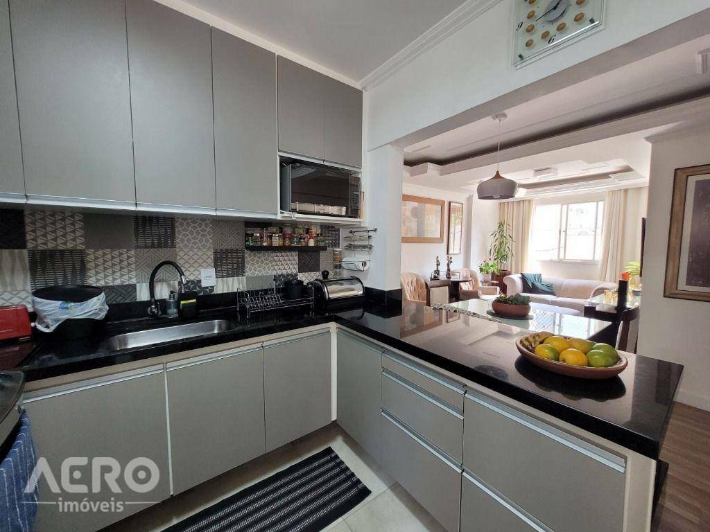 Apartamento à venda com 3 quartos, 74m² - Foto 29