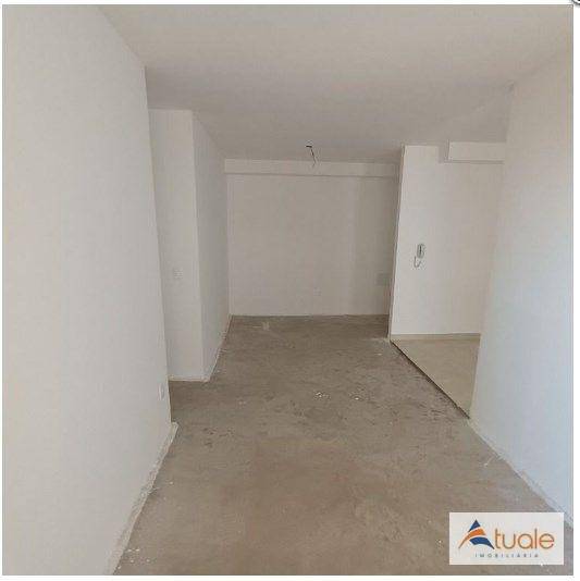 Apartamento à venda com 2 quartos, 60m² - Foto 7