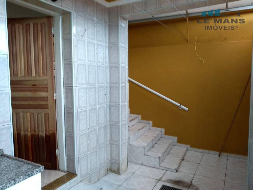 Casa à venda com 2 quartos, 150m² - Foto 19