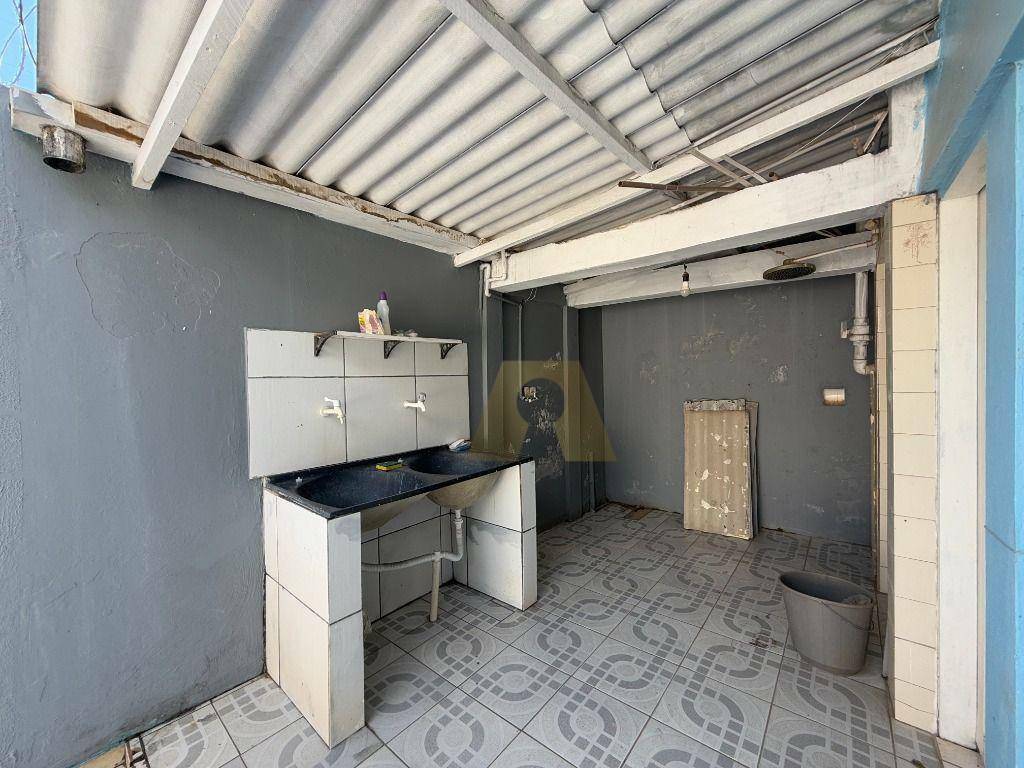Casa para alugar com 3 quartos, 195m² - Foto 22