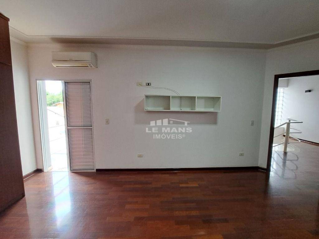 Casa à venda com 4 quartos, 202m² - Foto 10