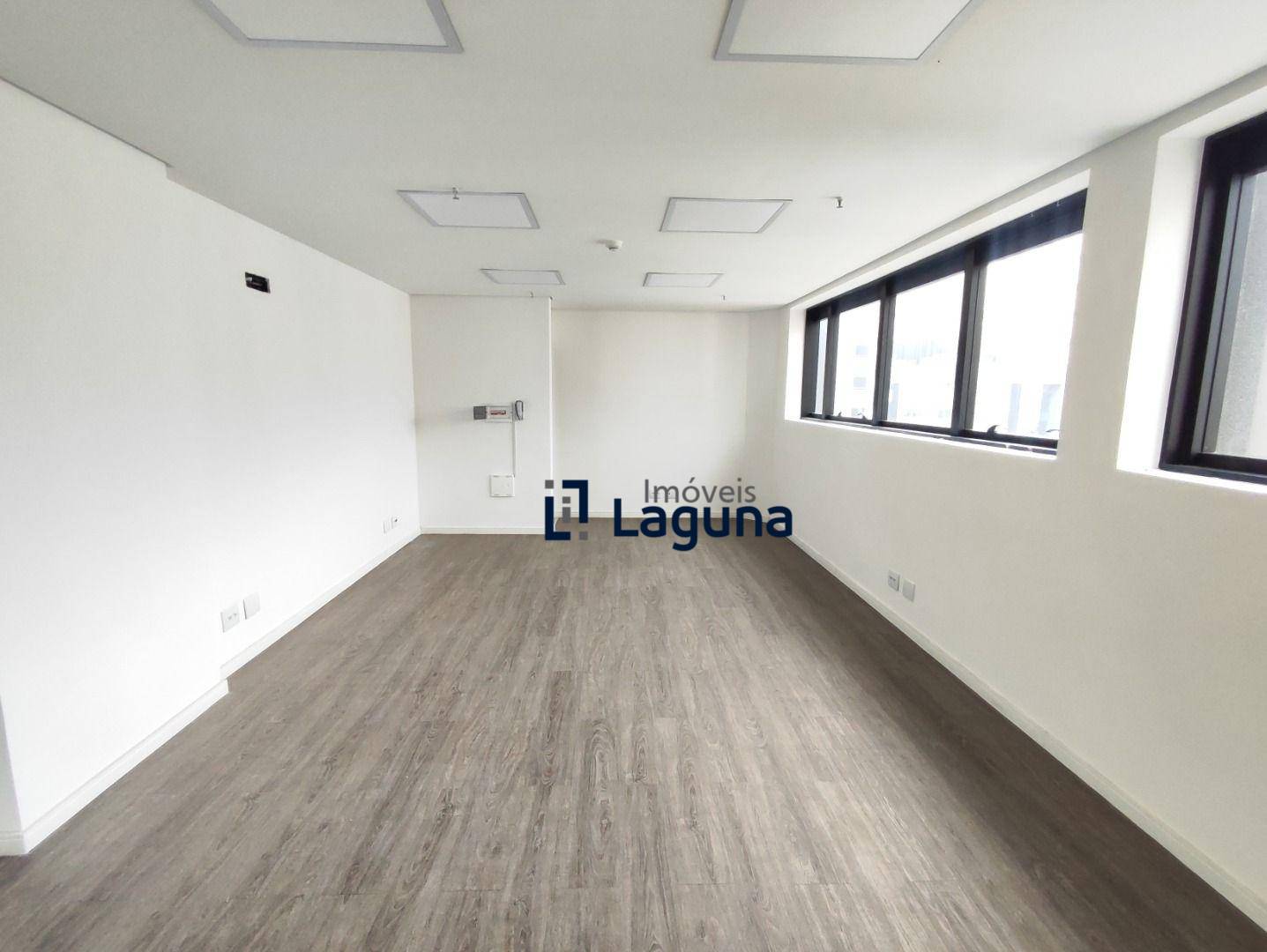 Sala-Conjunto, 32 m² - Foto 1