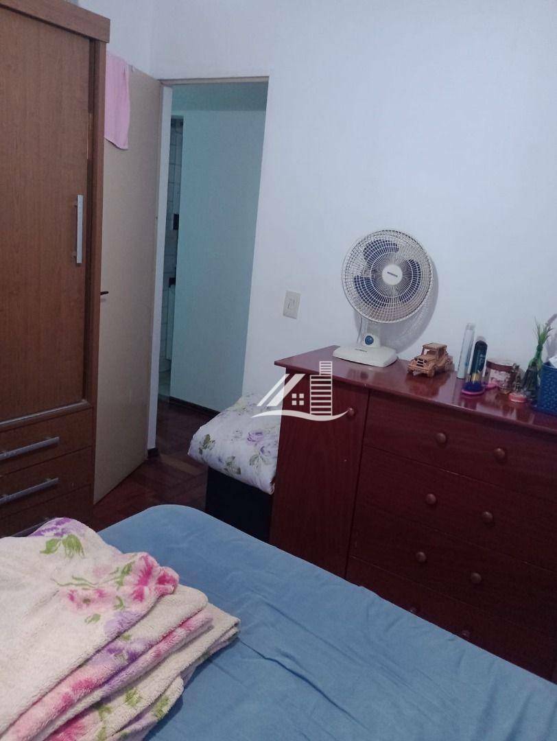 Apartamento à venda com 2 quartos, 66m² - Foto 27