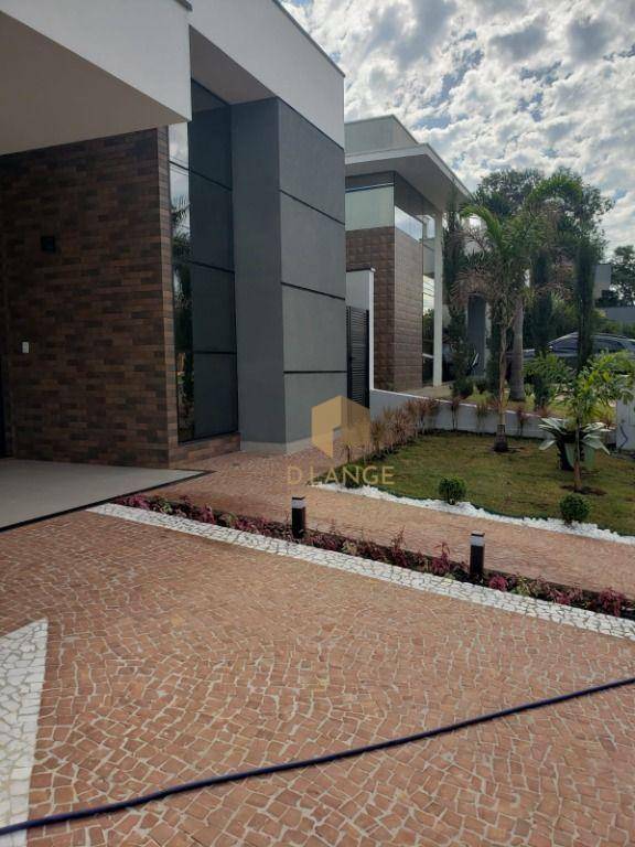 Casa de Condomínio à venda com 3 quartos, 195m² - Foto 2