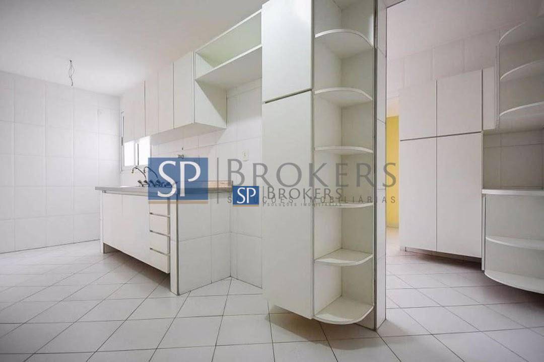 Apartamento para alugar com 4 quartos, 360m² - Foto 9