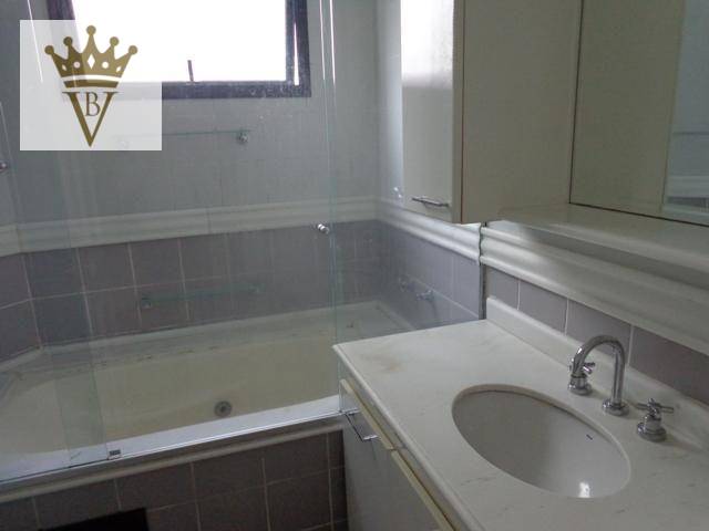 Apartamento à venda com 3 quartos, 145m² - Foto 23