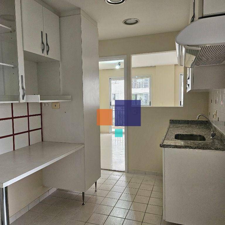 Apartamento à venda com 3 quartos, 94m² - Foto 17