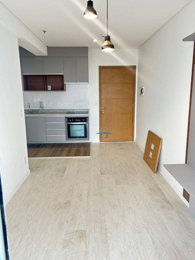 Apartamento para alugar com 2 quartos, 50m² - Foto 6