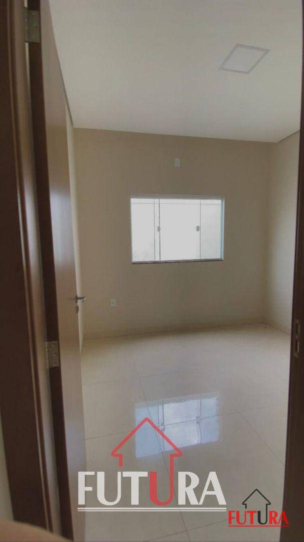 Casa à venda com 3 quartos, 240m² - Foto 11