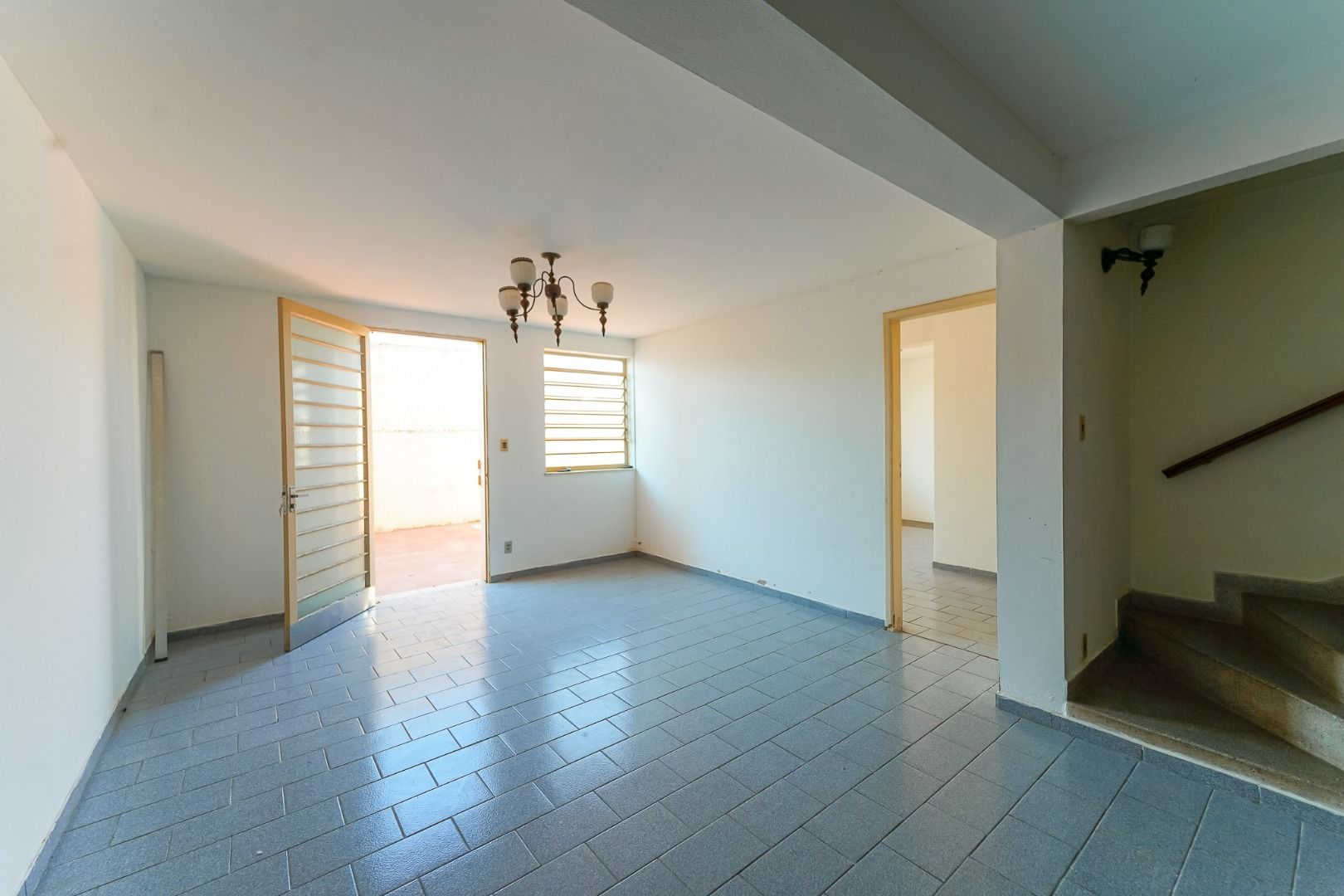 Casa à venda com 3 quartos, 263m² - Foto 18