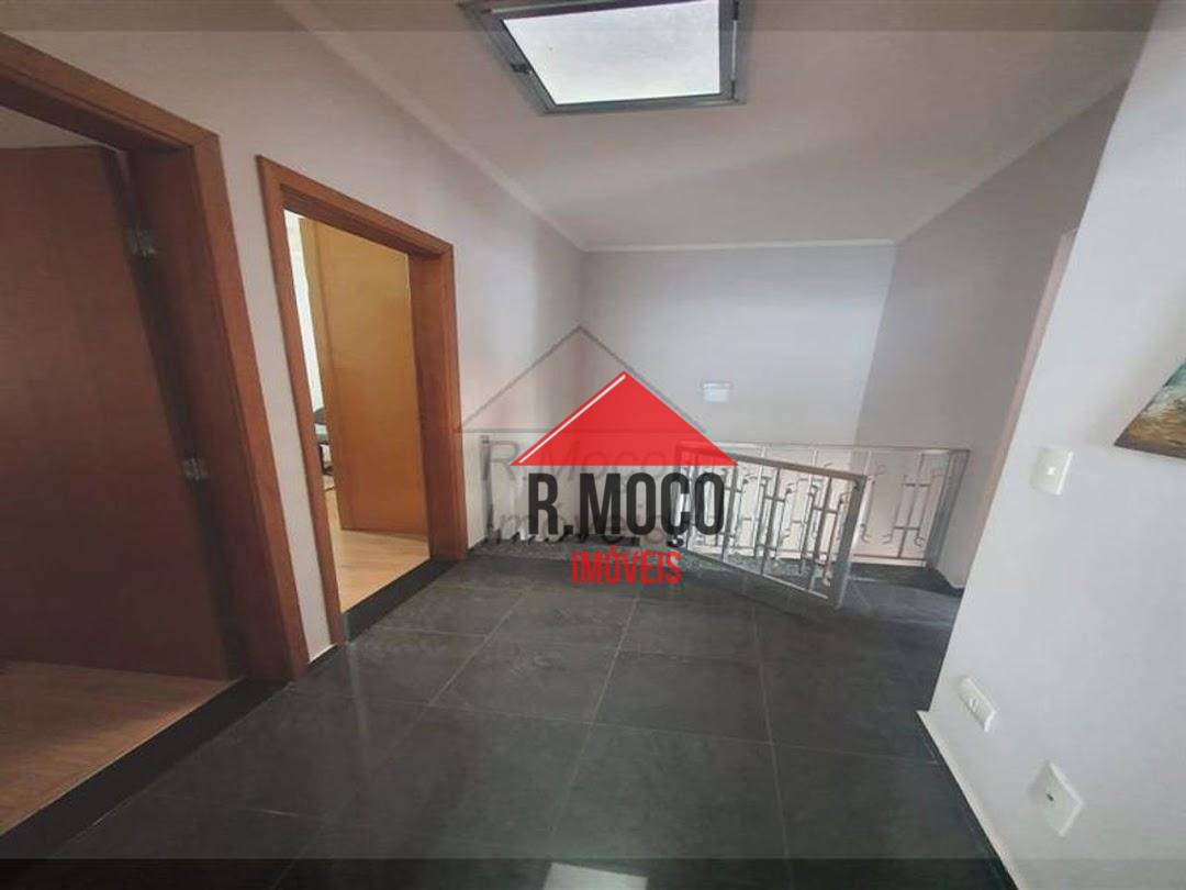 Sobrado à venda com 3 quartos, 270m² - Foto 30