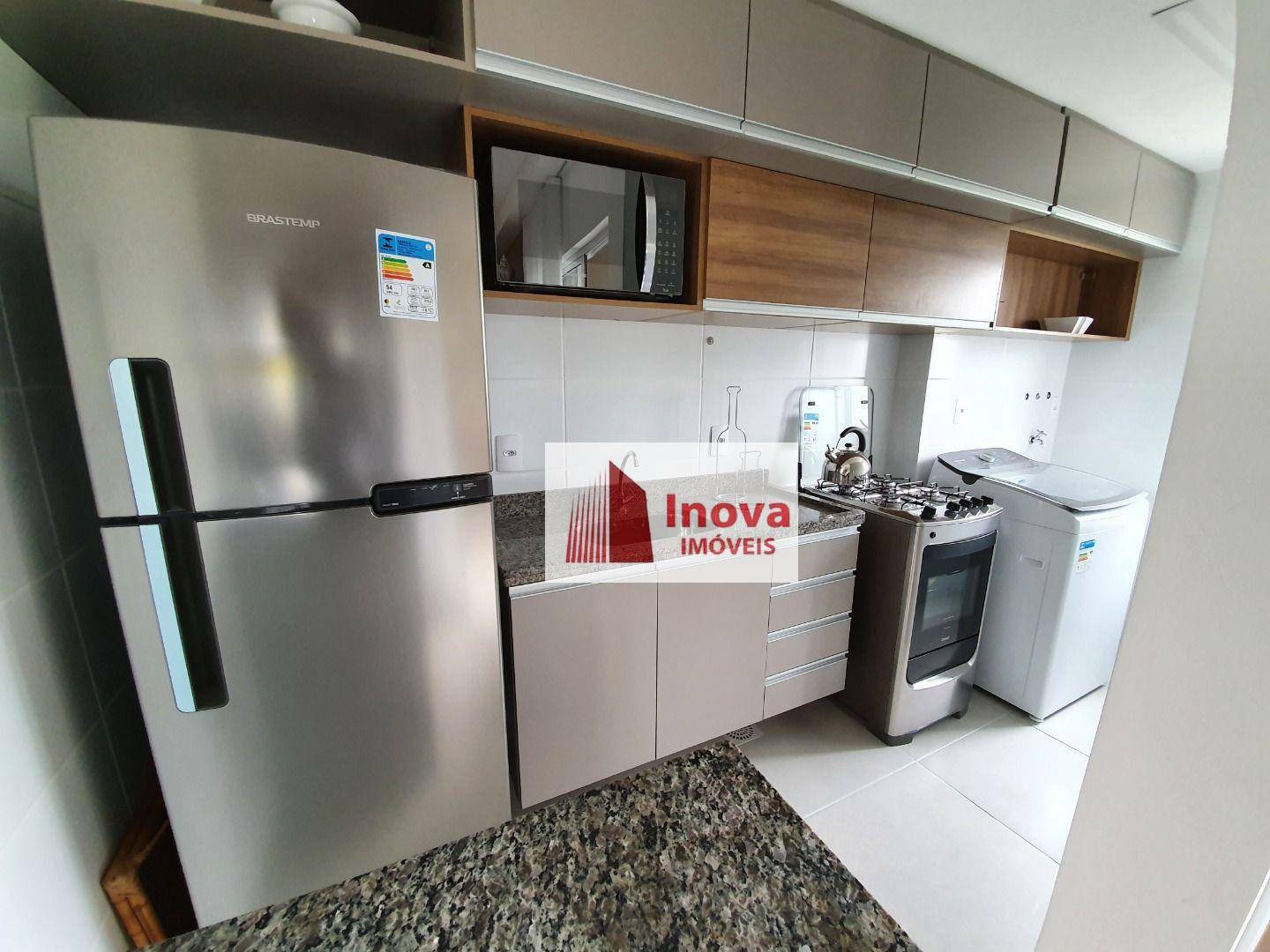 Apartamento à venda com 2 quartos, 70m² - Foto 9