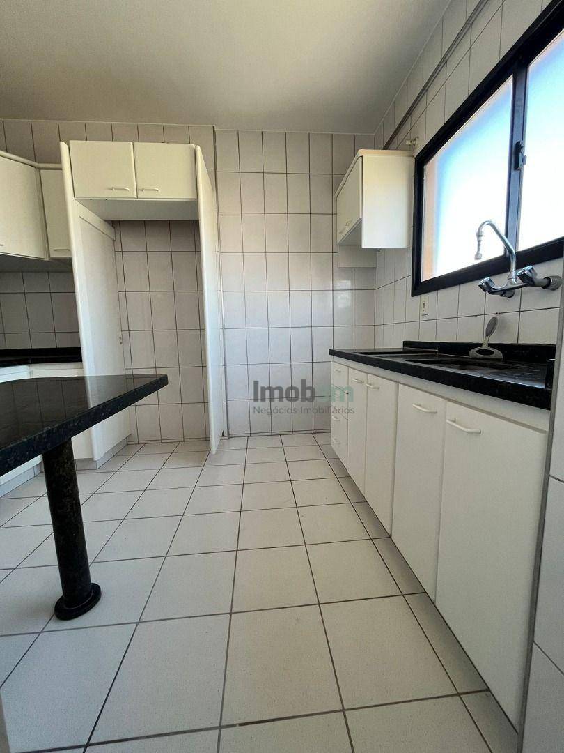 Apartamento à venda com 2 quartos, 65m² - Foto 6