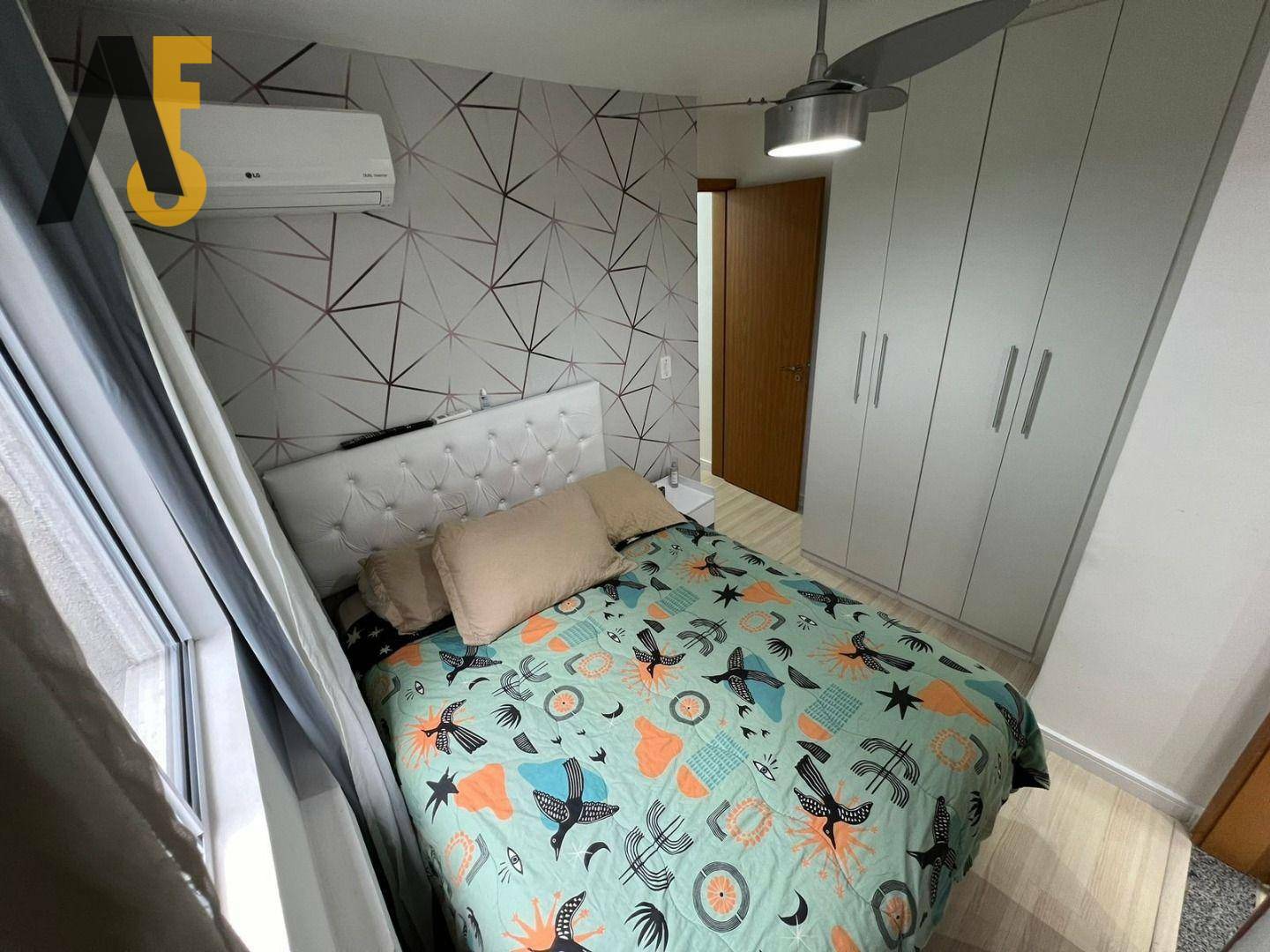 Apartamento à venda com 2 quartos, 51m² - Foto 9