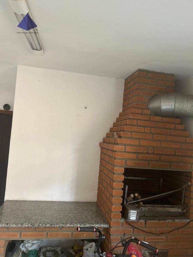 Casa à venda com 3 quartos, 325m² - Foto 16