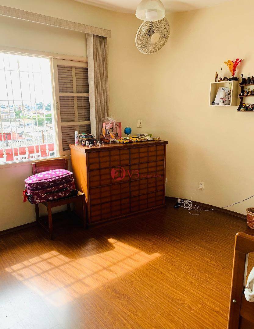 Sobrado à venda com 4 quartos, 200m² - Foto 12