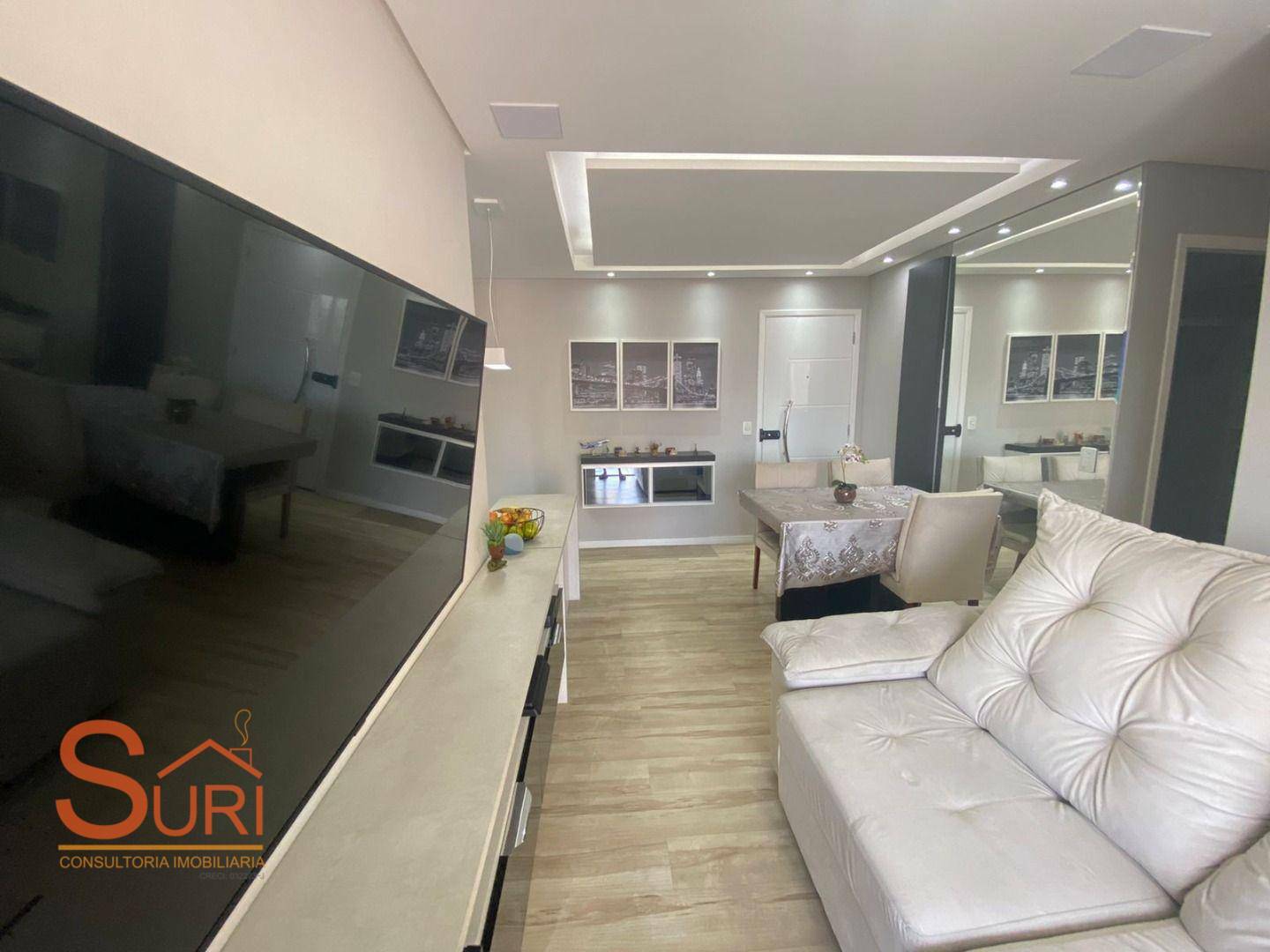 Apartamento à venda com 2 quartos, 61m² - Foto 4