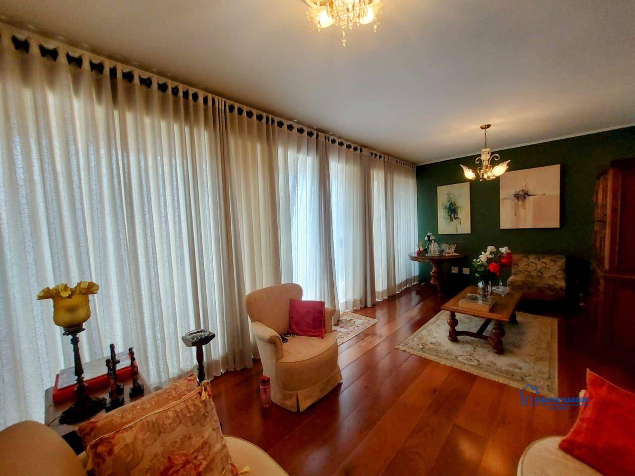 Apartamento à venda com 4 quartos, 240m² - Foto 8